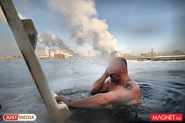 Безопасность для массовых крещенских купаний пока официально подтверждена только у 13 водоемов Среднего Урала - Фото 1