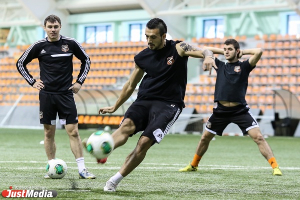 Футболисты «Урала» обыграли китайскую команду в Арабских Эмиратах - Фото 1