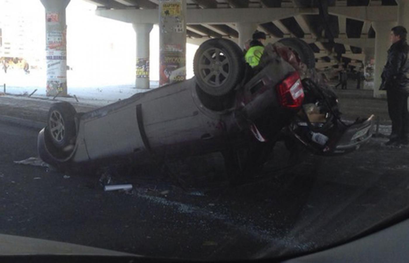 В Екатеринбурге  водитель «Ауди» перевернул «Лифан» - Фото 1