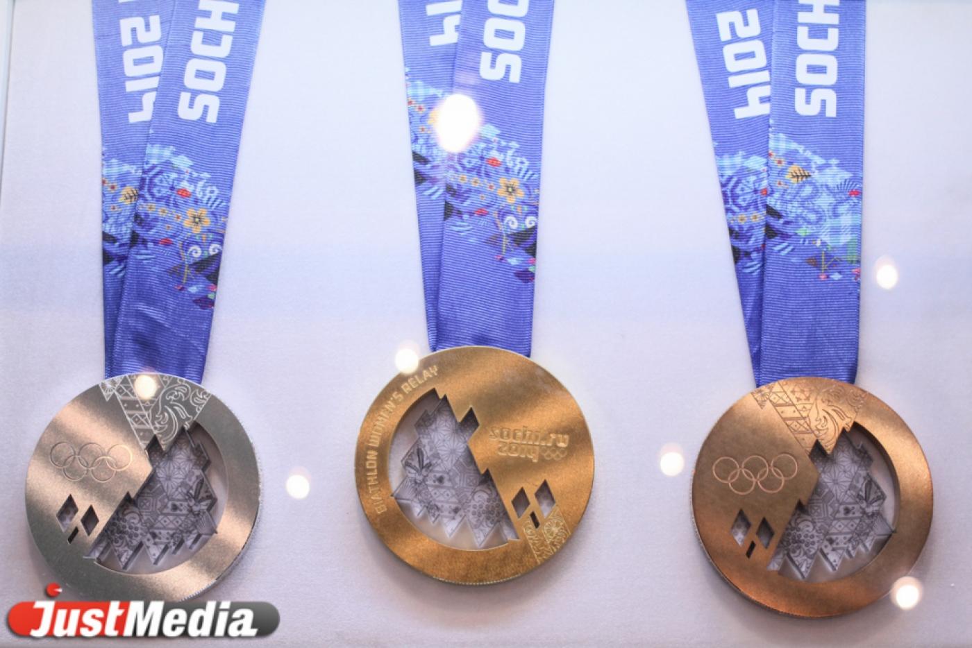 Уральские паралимпийцы сегодня снова с медалями — два «золота» и одна «бронза» - Фото 1