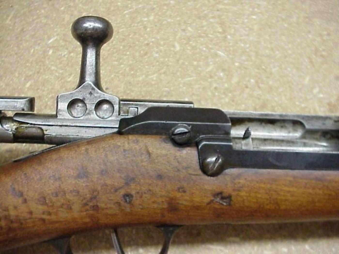 Житель Шали сдал в полицию французское ружье, выпущенное в позапрошлом веке - Фото 1