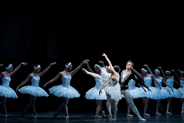 Артисты театра оперы и балета покажут в Израиле «Лебединое озеро» и «Жизель» - Фото 1