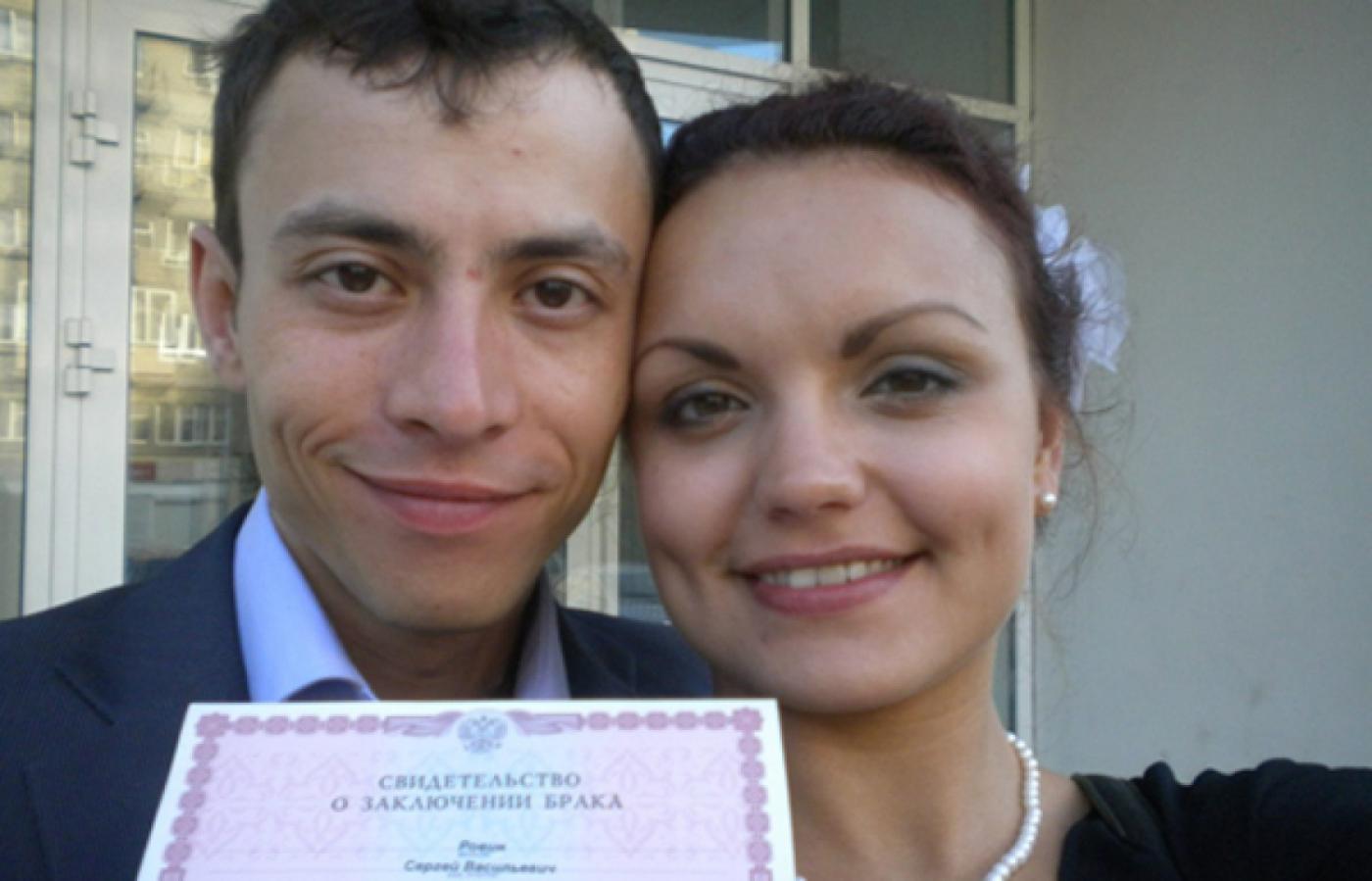 Свердловская драма даст благотворительный спектакль, чтобы собрать средства для актрисы театра и ее будущего ребенка  - Фото 1