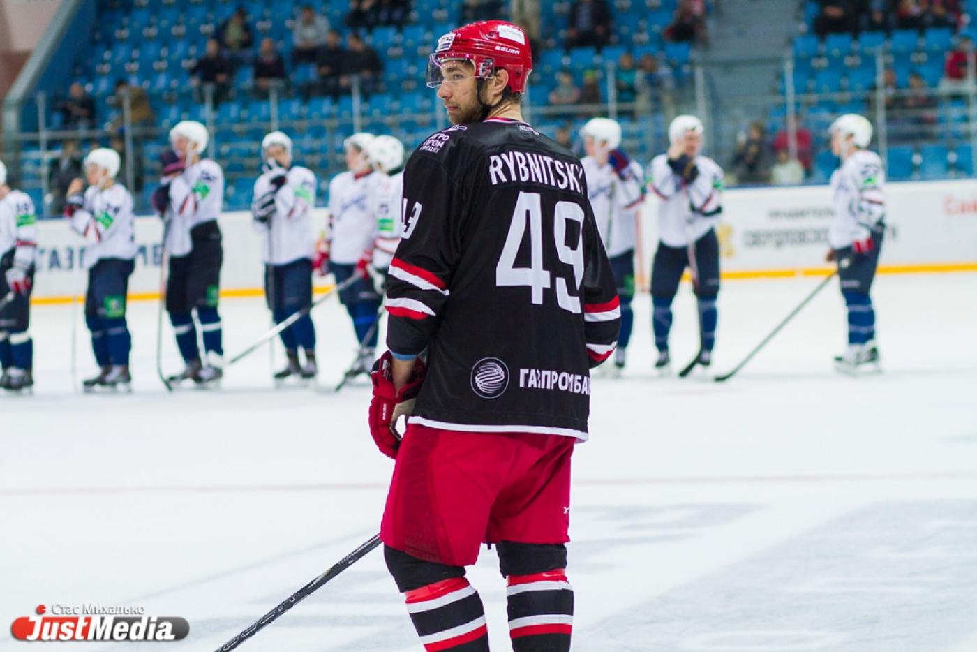 «Автомобилист» расстался с тремя игроками и обзавелся двумя новыми - Фото 1