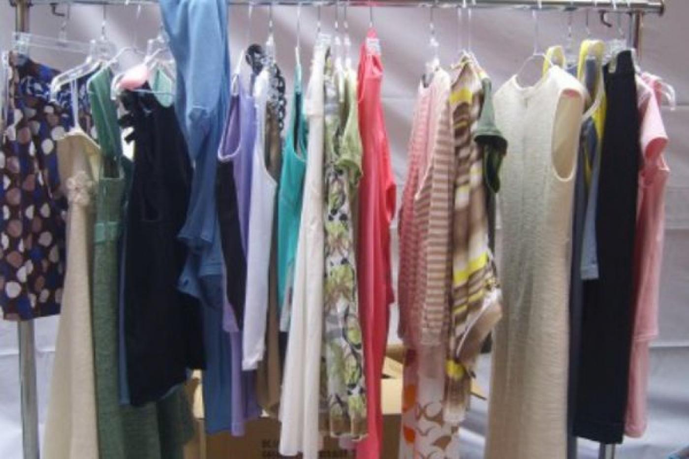 Платья весна-лето-2014: взрыв цвета и черно-белая графика - Фото 1