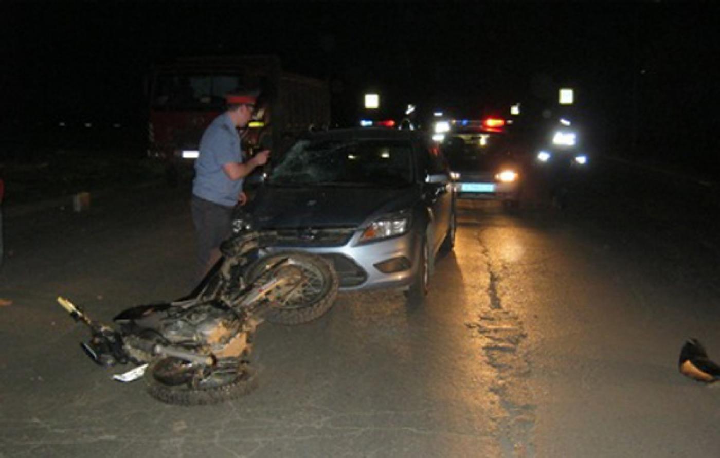 В Верхней Пышме бесправный мотоциклист угробил свою пассажирку  - Фото 1
