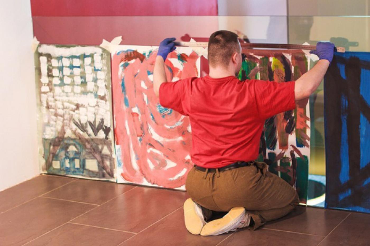 Жителям Екатеринбурга покажут «особое» искусство - Фото 1