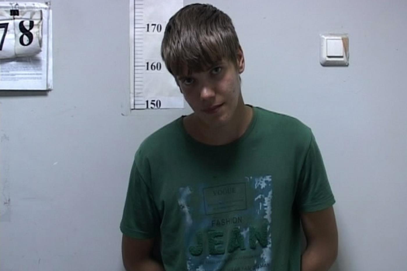 Охотился за «большими» телефонами. Полицейские задержали подозреваемого в серии уличных грабежей - Фото 1