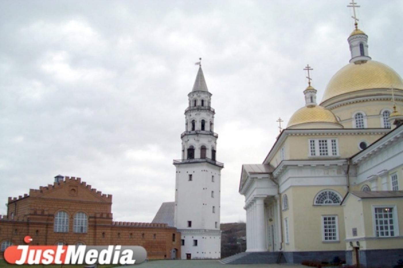 Директор невьянской школы выписал бухгалтеру премий почти на миллион рублей - Фото 1