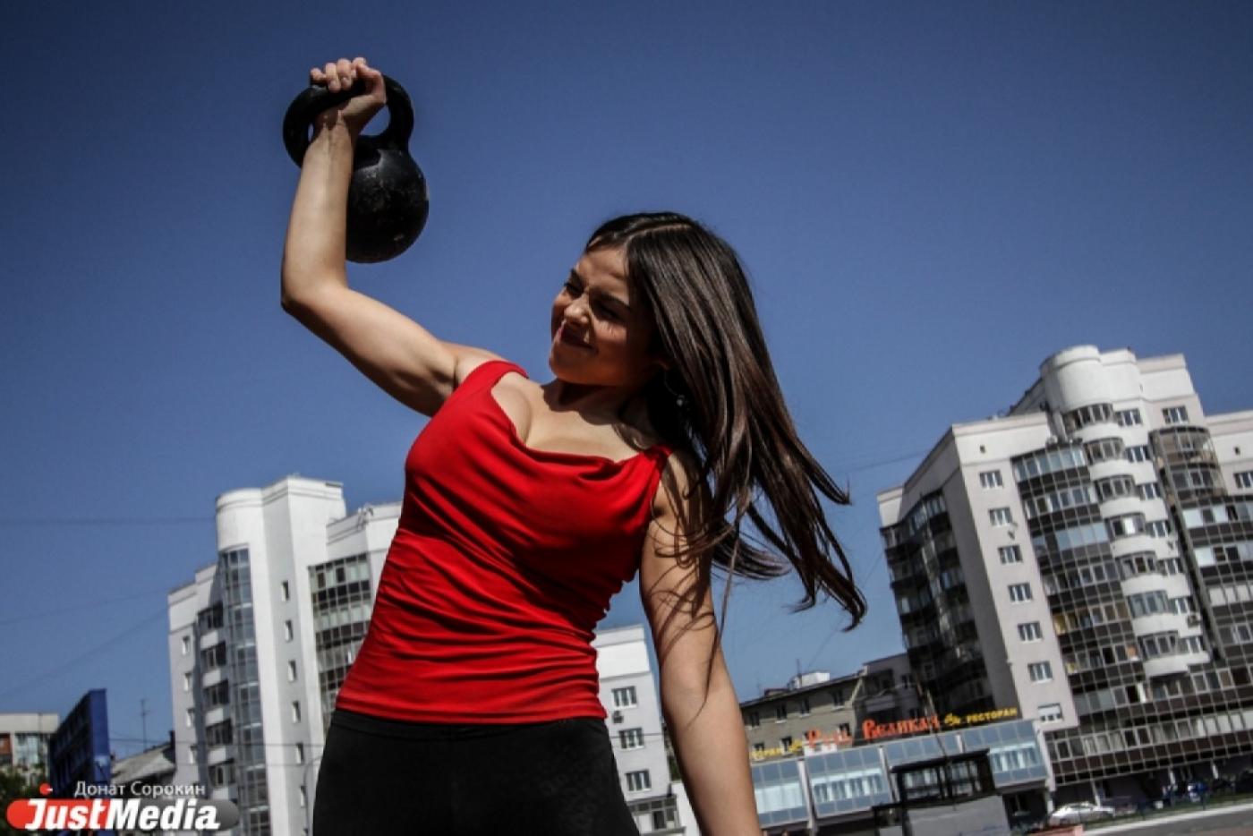 К новому учебному году шесть екатеринбургских школ «обрастут» современными стадионами - Фото 1