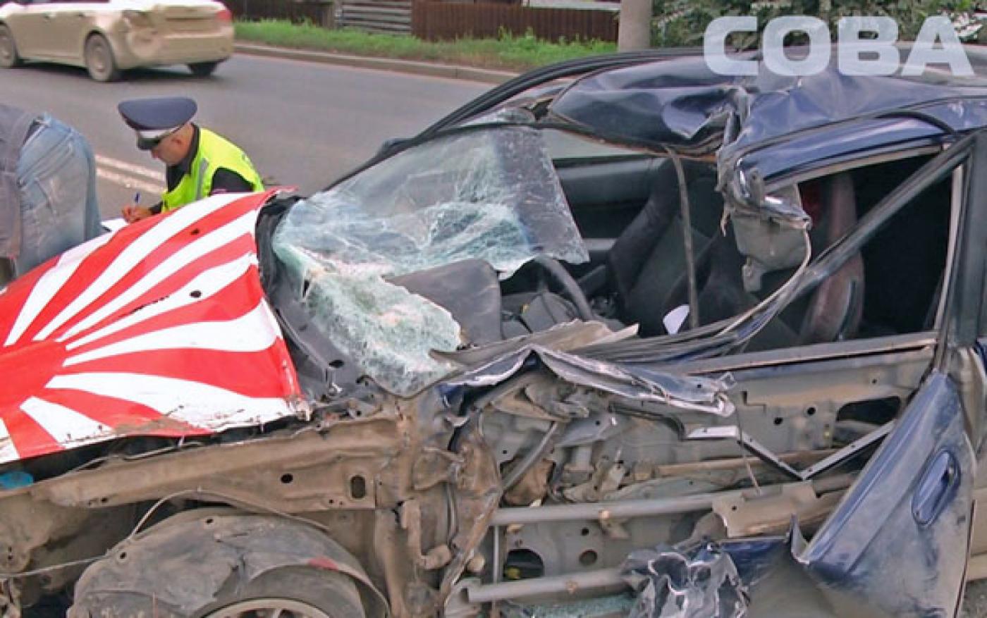 Водитель иномарки спровоцировал массовое ДТП на Щербаково. Есть пострадавшие - Фото 1