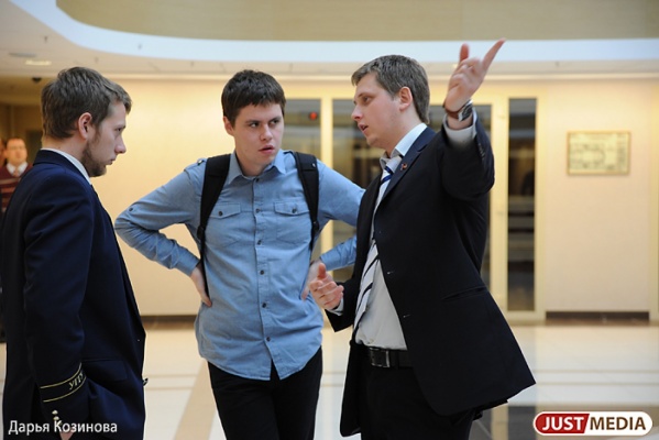 Комсомолец Ивачев сменил Шадрина на посту персека свердловской КПРФ: «Надо усиливать оппозиционную деятельность и убирать раздрай внутри партии» - Фото 1