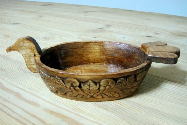 В Екатеринбурге покажут украшения из уральских самоцветов, бересты, лозы и глины, сделанные руками детей - Фото 1