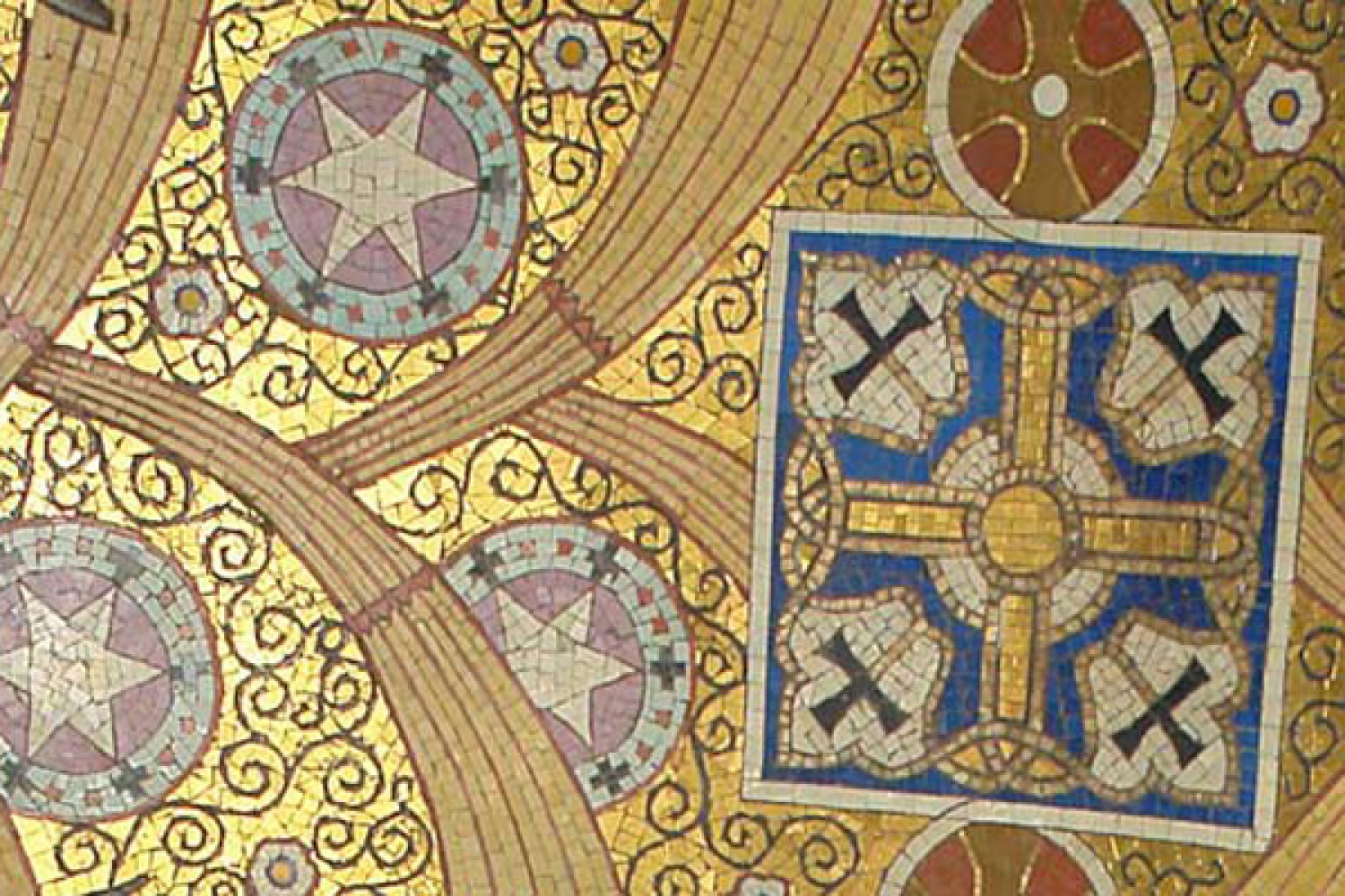 Мозаичное развитие. Хризма Византийская мозаика. Хризма фреска.
