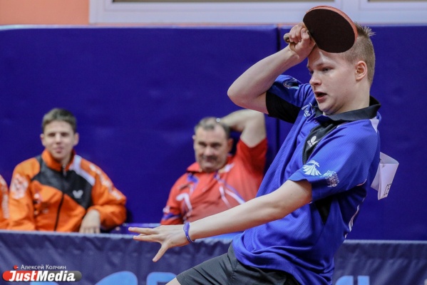 Теннисисты Свердловской области выиграли командные соревнования на Первенстве России - Фото 1