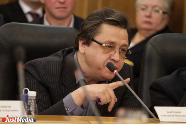 «Коля, а не пошел бы ты на х…, утырок!» Как свердловские депутаты общаются со своими избирателями в интернете - Фото 1