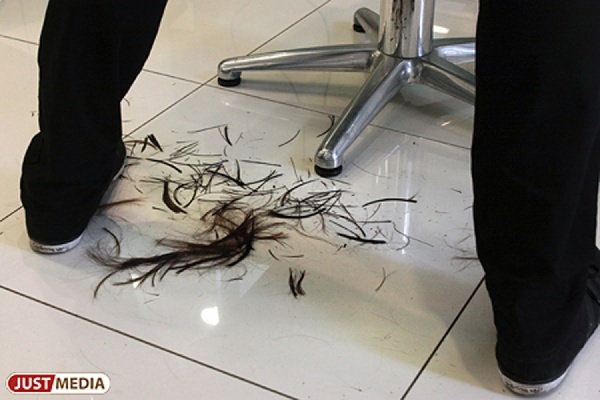 Жительница Среднеуральска облысела после посещения салона красоты - Фото 1