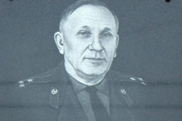 В Екатеринбурге сегодня торжественно откроется улица имени выдающего деятеля пожарной охраны Евгения Савкова - Фото 1