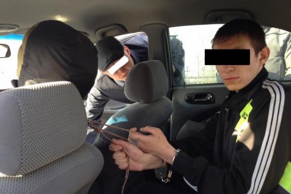 В Екатеринбурге задержаны подозреваемые в убийстве таксиста - Фото 1
