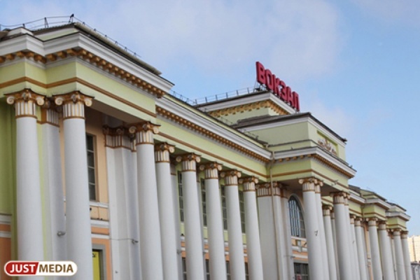 На станцию «Екатеринбург-пассажирский» завтра прибудет ретро-поезд - Фото 1