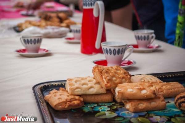 В Екатеринбурге для фильма Бекмамбетова «Горько» построят гигантский стол - Фото 1