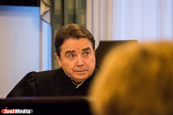 Уставный суд потерял судью! Владимир Мостовщиков ушел на пенсию - Фото 1