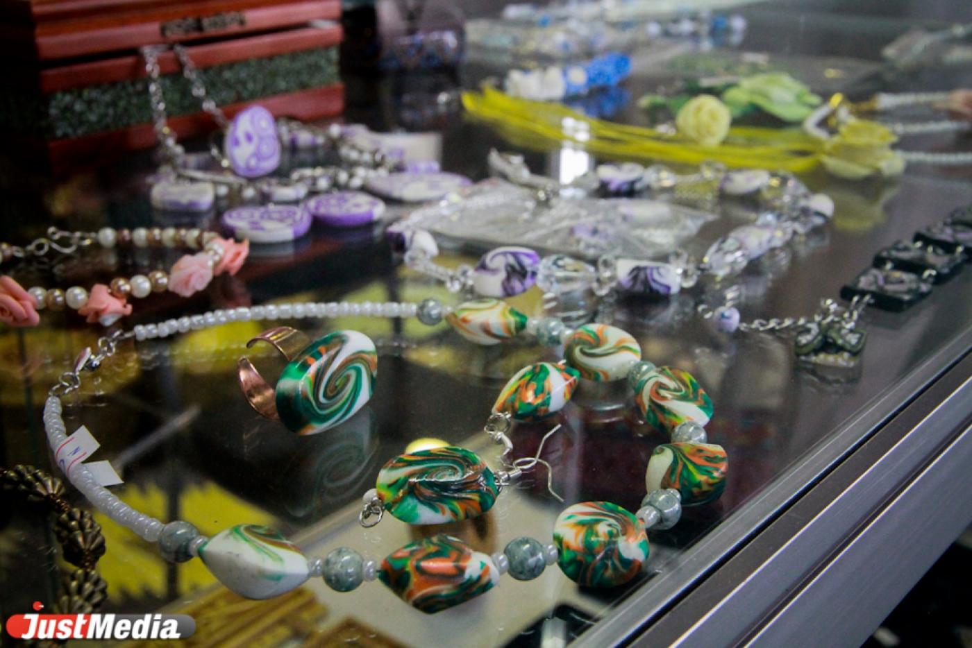 Полицейские отправили на скамью подсудимых банду «золотодобытчиков». На счету злоумышленников — пять налетов на ювелирные магазины - Фото 1