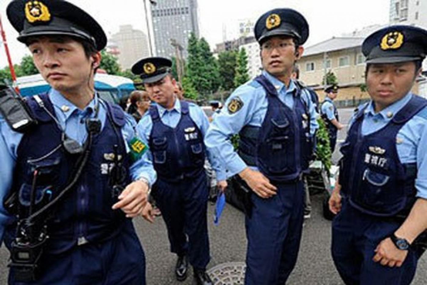 В Японии почти 4 тысячи полицейских проводят операции по ликвидации банды якудза - Фото 1