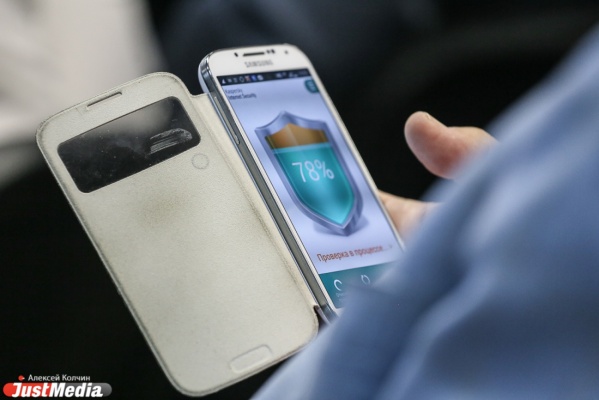 Смартфоны заговорят голосами известных екатеринбуржцев - Фото 1