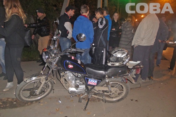 На Вторчермете произошло ДТП с мопедом. Мотошлемы не спасли подростков от серьезных травм - Фото 1