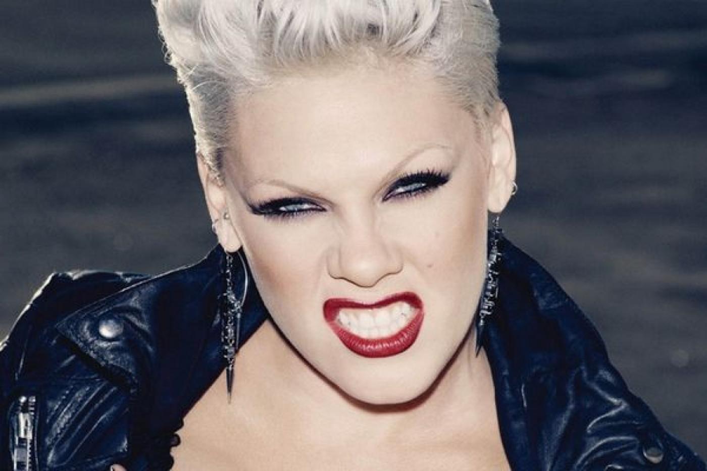 Американская певица Pink сменила имя и завершила свою сольную карьеру - Фото 1