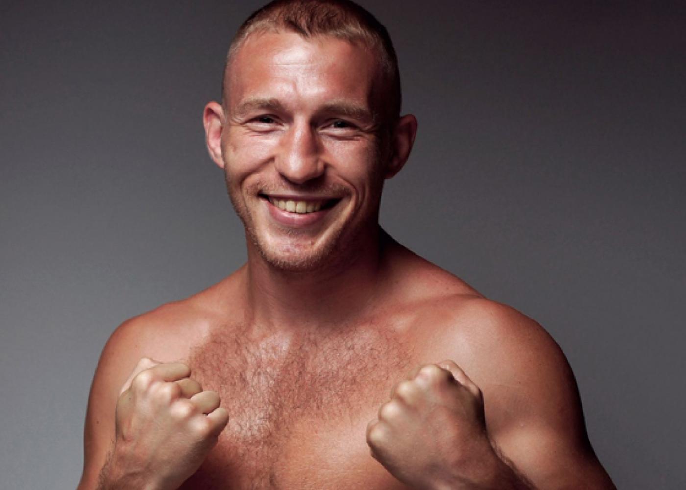 Боксер Дмитрий Михайленко, сокрушивший морпеха армии США, вернется в Екатеринбург - Фото 1