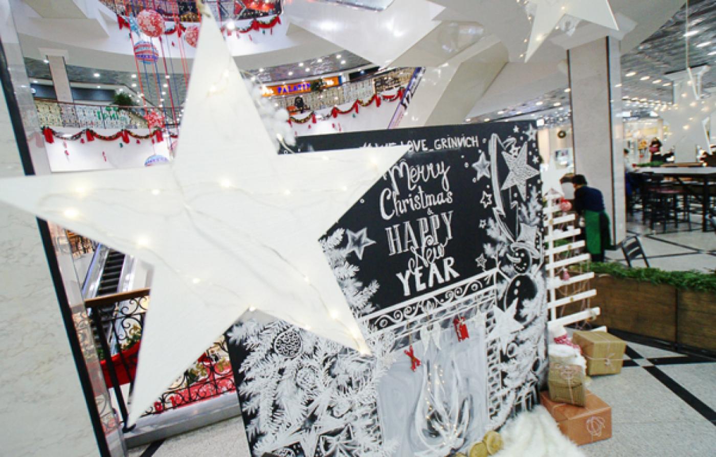 В Екатеринбурге открылась первая в городе интерактивная фото-зона в хипстерском стиле - Фото 1