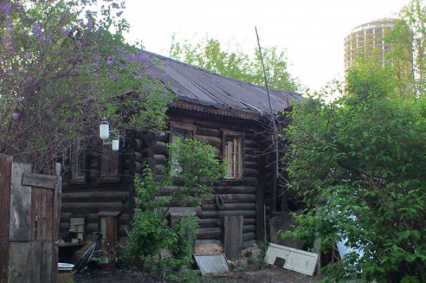 В центре уральской столицы легально снесут четыре дореволюционные постройки. На их месте появятся объекты «Екатеринбург-Сити»