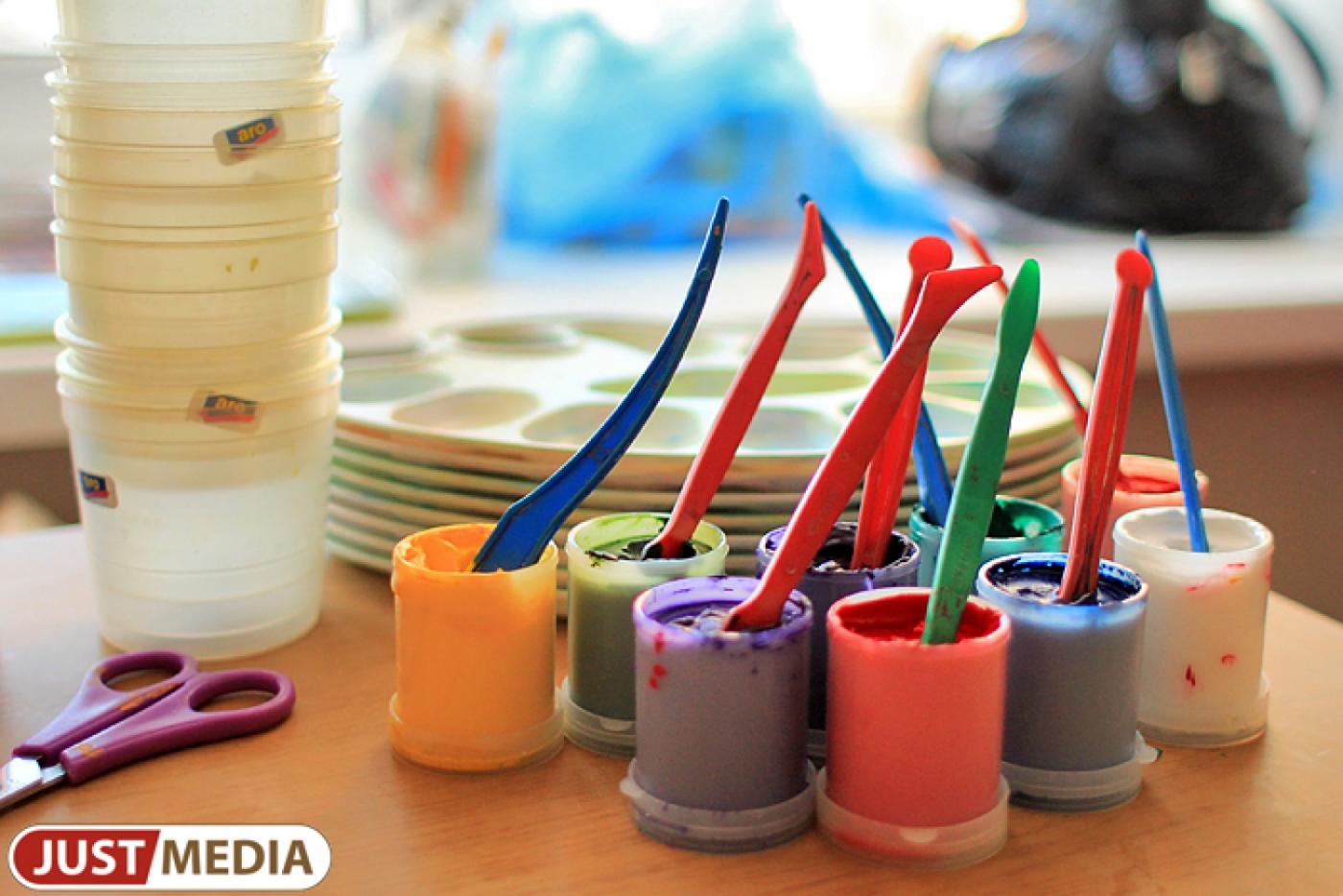 В Екатеринбурге появится арт-инсталляция из ста лопат, расписанных детскими сказками - Фото 1