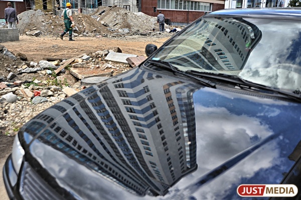 Серовские полицейские задержали жителей Волчанска, похитивших имущество автолюбителя - Фото 1