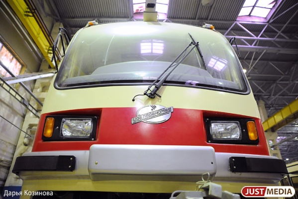 @TramEkb больше не водит трамвай! Блогер Иван Соломин уволился из ТТУ - Фото 1