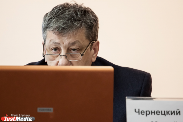 «Часовня и фонтан должны сохраниться!» Чернецкий высказал свое мнение о судьбе площади Труда