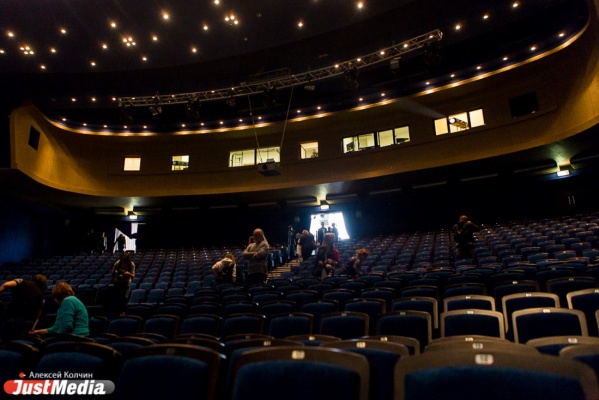 В «Титаник Синема» покажут «Вид с моста» и балет «Иван Грозный»  - Фото 1