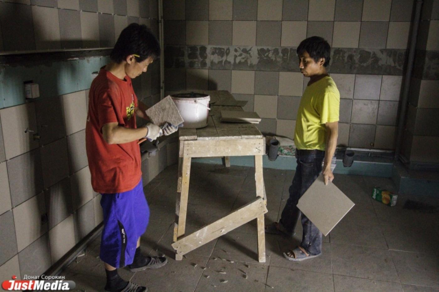 Жительницу Богдановича оштрафовали на 120 тысяч рублей за фиктивную прописку мигрантов - Фото 1