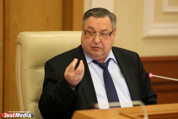 Свердловское Заксобрание продолжает готовиться к дроблению Екатеринбурга. Рассматривают еще один документ