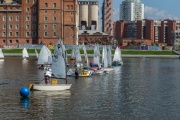 В центре Екатеринбурга проходит детская парусная регата