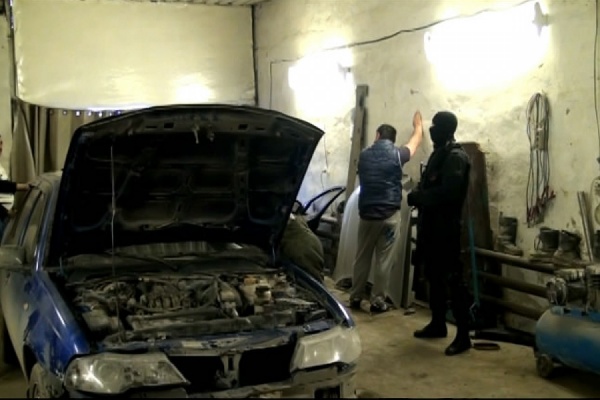 Сотрудники угрозыска ликвидировали банду охотников за автоколесами