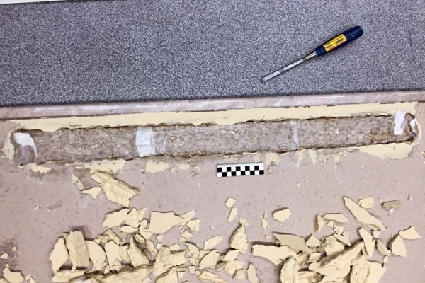 Гражданин Кыргызстана пытался контрабандой ввезти в Свердловскую область килограмм героина