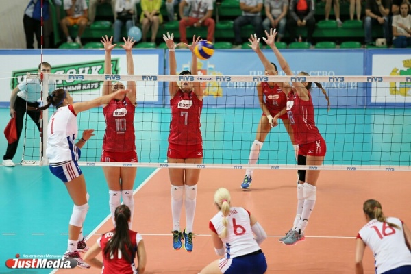 Сборные России и Израиля поднялись на ступеньку вверх. В Екатеринбурге завершился второй день «Кубка Ельцина»