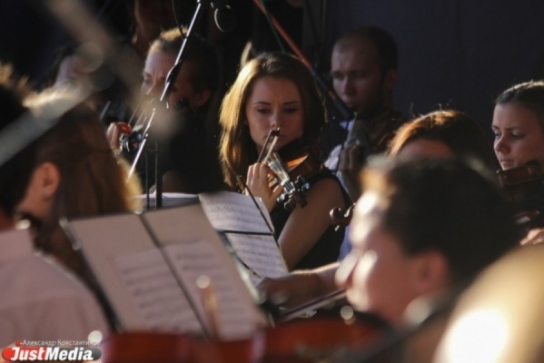 Рояль из леса Страдивари и музыканты со всего мира. В Екатеринбурге открывается Венский фестиваль