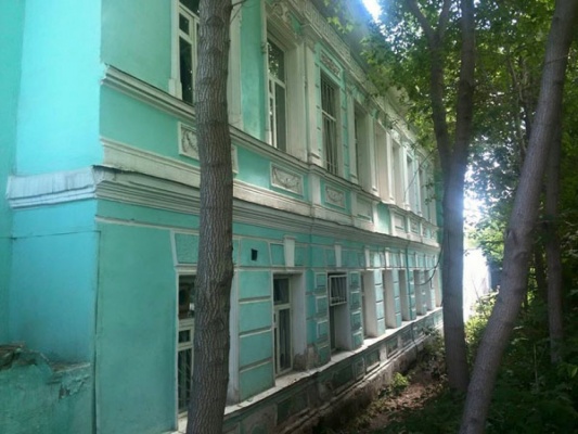 «МУГИСО не справляется». Депутат заксо просит прокурора области Охлопкова разобраться в истории с разрушением памятника культуры