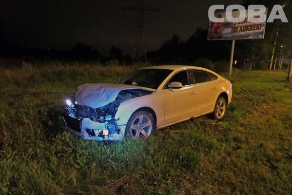 На пустом Россельбане Audi догнала Citroen. ФОТО