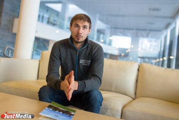 Антону Шипулину, Максиму Ковтуну и другим спортсменам выплатят стипендии по 48 тысяч рублей