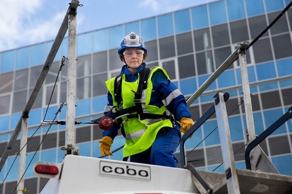 Качество бензина от нефтебазы до бака автомобиля: лучшие специалисты показывают мастерство